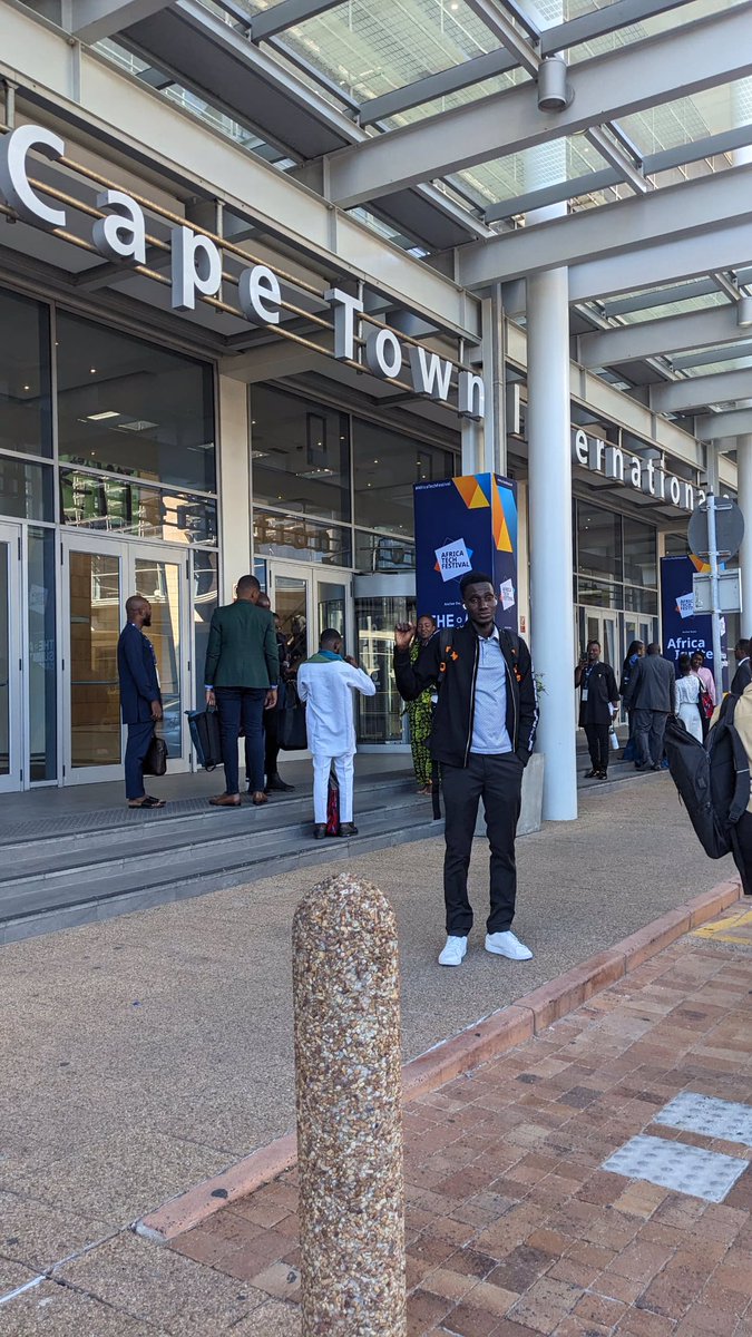 modibokrumah91's tweet photo. Starting Day 1 of @YALIExpo  in Cape Town with a high spirit. Ready to lean and connect with fellow African leaders. https://t.co/kKwUv4fss6