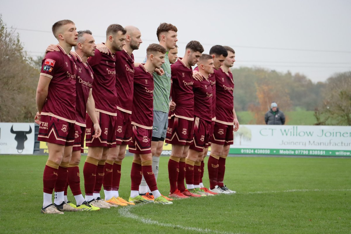 wider_frame's tweet photo. A couple more images of the remembrance tribute before the Weekend clash between @Liversedge_FC and @north_ferribyfc https://t.co/0A3TsgfvcE