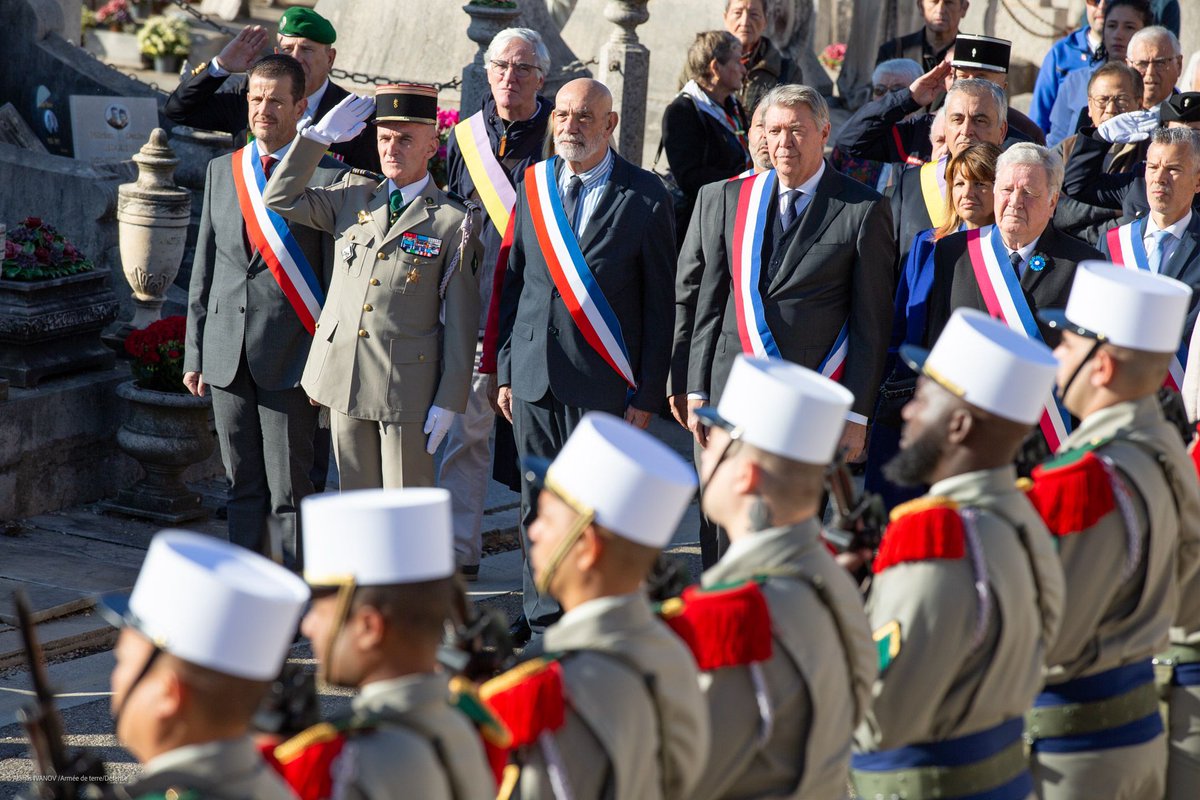 Présent 🫡🇲🇫

Photos : Cérémonie du 11 novembre à Aubagne.
