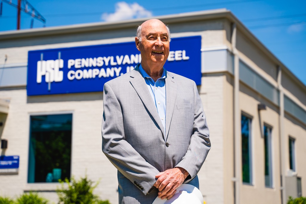 steel_pa's tweet image. Honoring all who served today and every day. 🇺🇸 As a proud veteran-owned company, we thank you for your service. 

#pasteel #veteranowned #thankyouforyourservice #veteransday