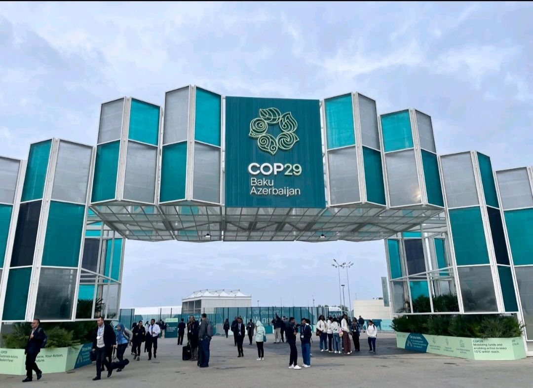 mohamedelfaf's tweet photo. @COP29_AZ focuses on the crucial role of #ClimateFinance 💰, Sustainable 💰= real climate action, equity for those hit hardest, and youth-driven solutions.
We need a #LossAndDamage fund with just, direct access for frontline communities. Finance must work for people &amp; planet! https://t.co/TNBMGHIf26