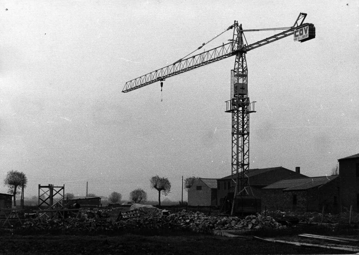 Aquest any el #Barómetro24⏲️ posa el focus en l'#Habitatge🏠
Vols conèixer com les #FinancesÈtiques fan possibles projectes transformadors com el de <a href="/COVElPrat/">COV</a> ?
Llegeix l'entrevista en què expliquen el seu impacte i el paper del finançament a
historias.fets.org/proyecto/coope…