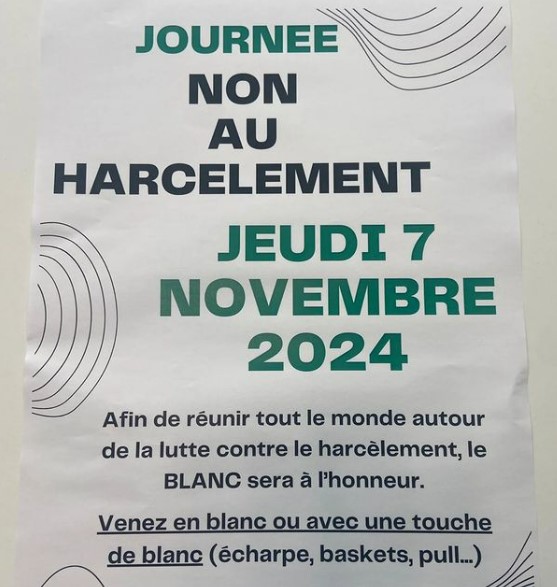 Pour la journée NAH, les élèves ambassadeurs ont invité les collégiens à s'habiller en blanc le 7/10/24 et chaque classe de 6ème a pu bénéficier de 2h de sensibilisation au harcèlement.
<a href="/dsden61/">DSDEN61</a> <a href="/ac_normandie/">Académie de Normandie</a> <a href="/ClgGace61/">Clg J. Moulin Gacé</a> #nonauharcelement