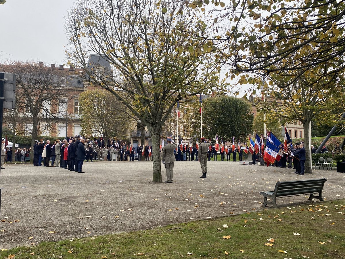 J’assiste aujourd’hui à #Toulouse à la cérémonie de commémoration du #11Novembre1918. Se souvenir de l’armistice, c’est honorer celles et ceux qui ont donné leur vie pour la paix et notre liberté. Dans un monde marqué par les tensions et les conflits, cette mémoire résonne