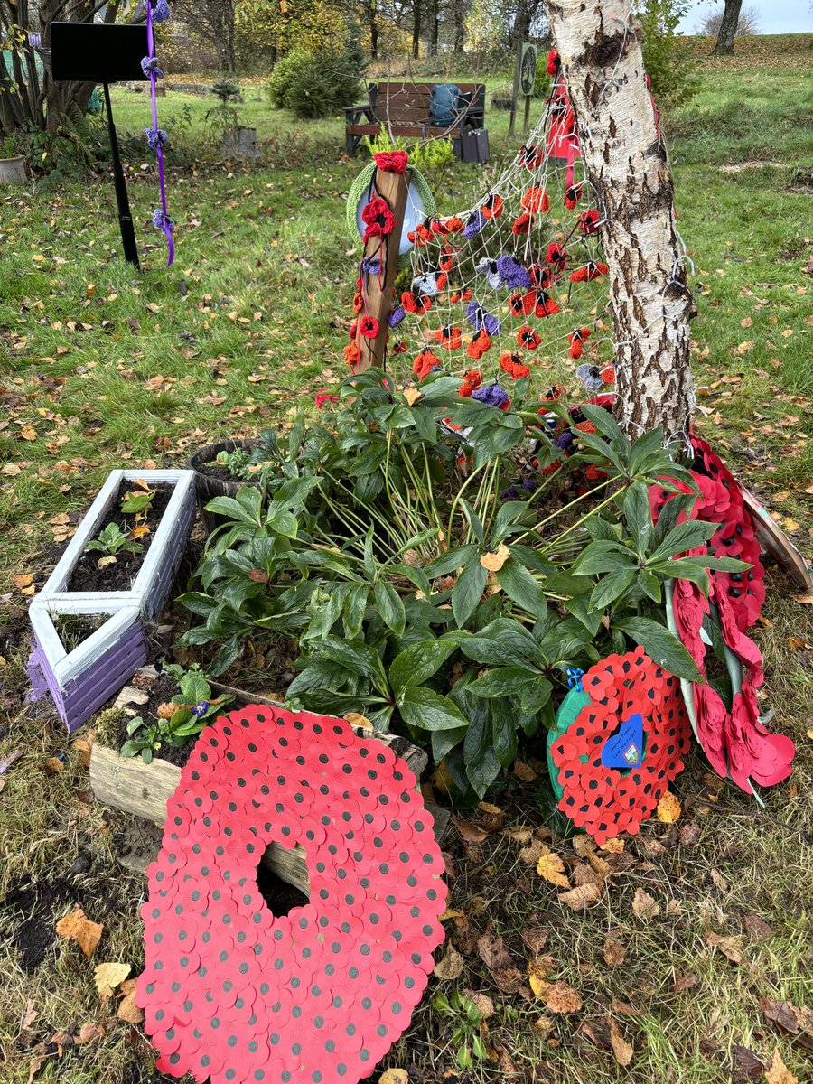 ErskineCGarden (@erskinecgarden) on Twitter photo Thank you to Beth & Ash for leading the #ArmisticeDay moment. Thank you to all schools & nursery who joined us, & thank you to <a href="/CllrMontgomery/">Kevin Montgomery</a> for representing <a href="/Alison_S_Taylor/">Alison S Taylor, MP - Paisley Renfrewshire North</a> <a href="/RenCouncil/">RenCouncil</a> <a href="/poppyscotland/">Poppyscotland</a> <a href="/PoppyLegion/">Royal British Legion</a> #WeWillRememberThem #Theyalsoserved Thank you to Beth & Ash for leading the #ArmisticeDay moment. Thank you to all schools & nursery who joined us, & thank you to <a href="/CllrMontgomery/">Kevin Montgomery</a> for representing <a href="/Alison_S_Taylor/">Alison S Taylor, MP - Paisley Renfrewshire North</a> <a href="/RenCouncil/">RenCouncil</a> <a href="/poppyscotland/">Poppyscotland</a> <a href="/PoppyLegion/">Royal British Legion</a> #WeWillRememberThem #Theyalsoserved