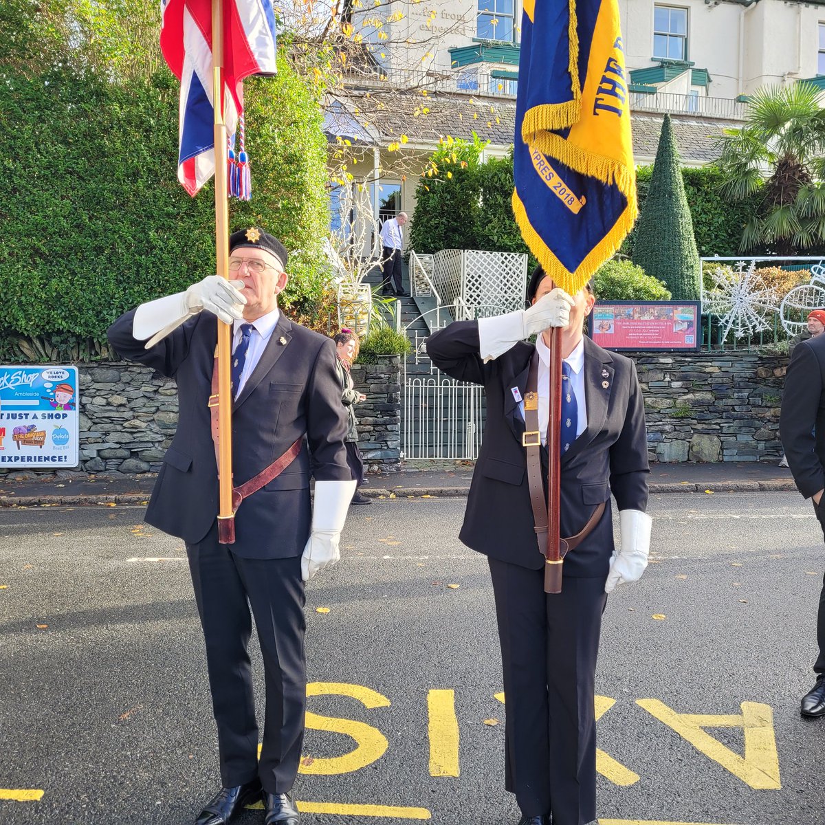john_wrennall's tweet photo. 11am this morning a wreath was laid by WBro Andrew Horrocks and our Bro SW Craig Wagstaff on behalf of Ambleside Lodge 2745 at the Market cross. https://t.co/9I00tmbGdV