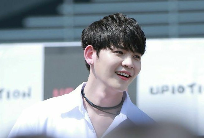 19bitto96's tweet photo. تولدت مبارک🎂💛
هزار ساله بشی پسر عزیزم❤

#HAPPYKUHNDAY
#HAPPYSOOILDAY
#UP10TION #업텐션
#KUHN #쿤 https://t.co/7JW005ZO0W