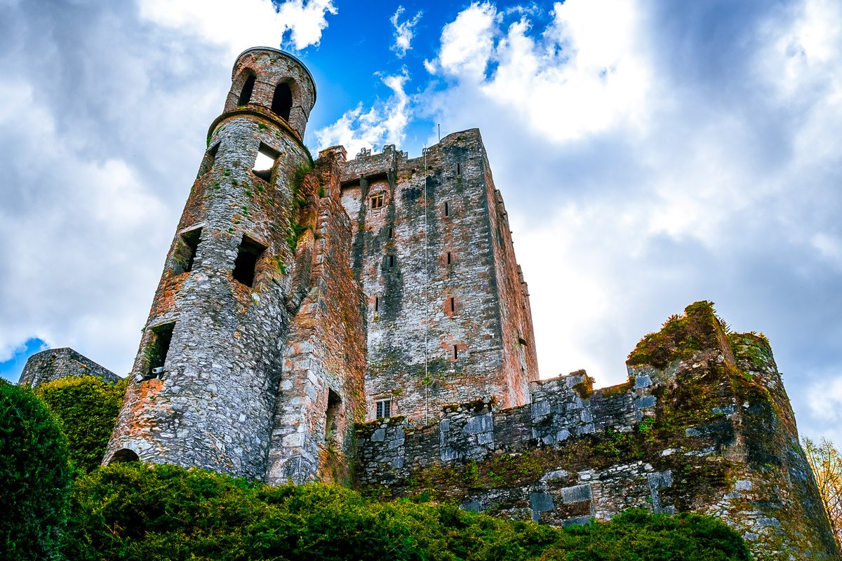 MasseyOriginal's tweet photo. Blarney Castle - kiss the stone!

https://t.co/5u72wWnRaq

#blarney #castle #ireland #blarneystone #kiss #kissthestone https://t.co/VqTGMHUs9h