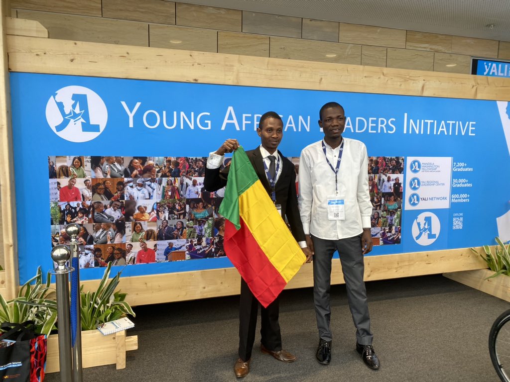 🇧🇯 Le #BYAA est fier d’annoncer la participation de 13 de nos membres au prestigieux YALI Expo and Trade Show en Afrique du Sud ! Ils représentent fièrement le Bénin lors de cet événement qui met en avant les innovations des jeunes leaders africains. 
#YaliExpo2024 #YaliAlumni