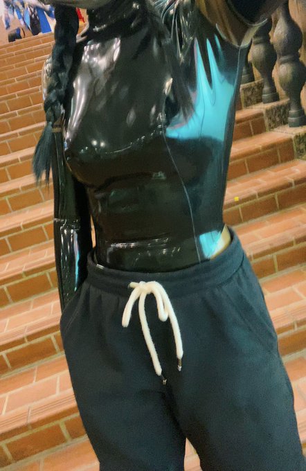 コスプレイヤーおもち(neo.omochi)のTwitter画像9