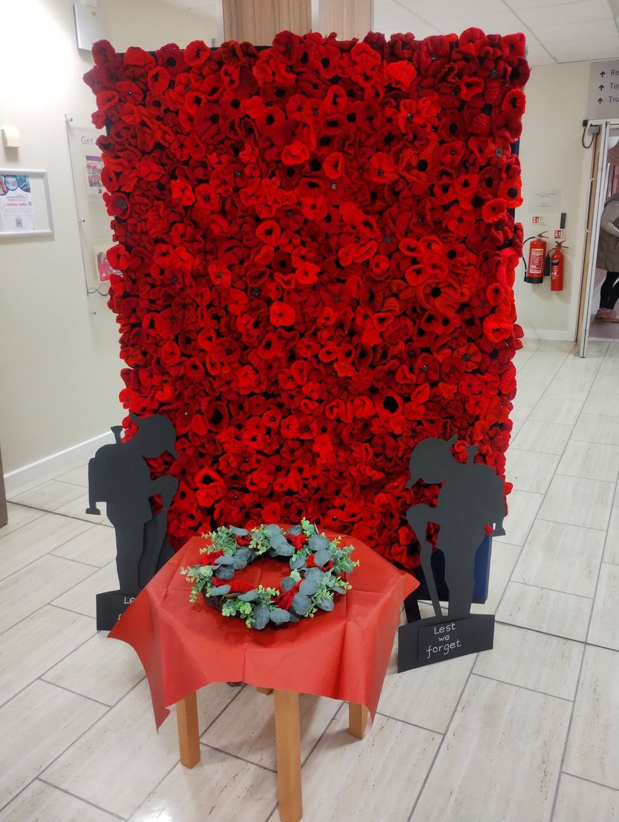 A lovely touch <a href="/LiverpoolWomens/">Liverpool Women's University Hospital</a>  today. <a href="/jamessumnerNHS/">James Sumner 💙</a> <a href="/nhsUHLG/">NHS University Hospitals of Liverpool Group</a> 
#lestweforget2024