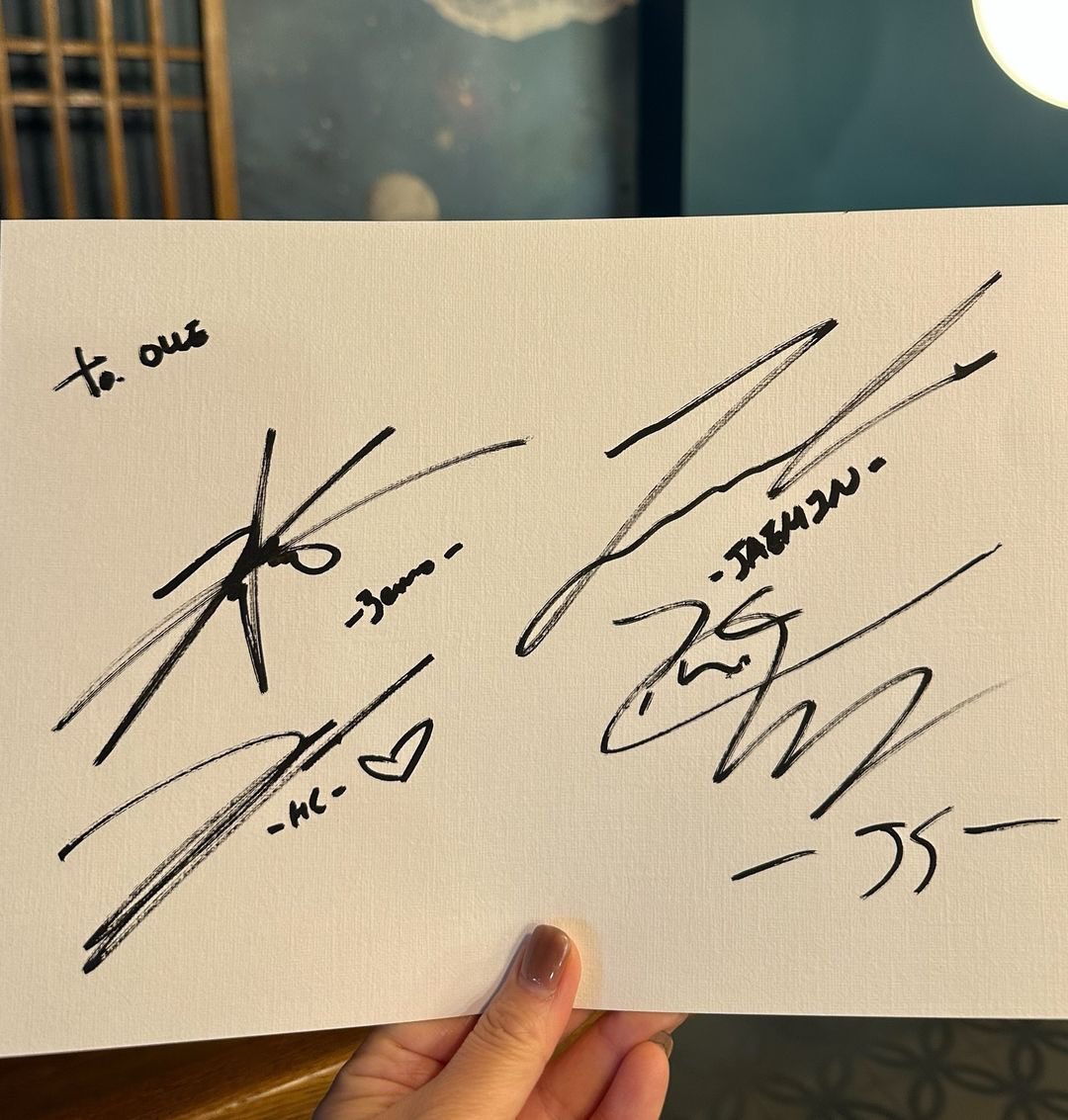 jaemin, jeno, haechan, and jisung ate a korean bbq together in london last night! 🥹🫶🏻