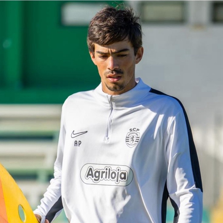 Jovem de apenas 26 anos, António Calça e Pina, será um dos adjuntos de João Pereira na equipa principal do Sporting.