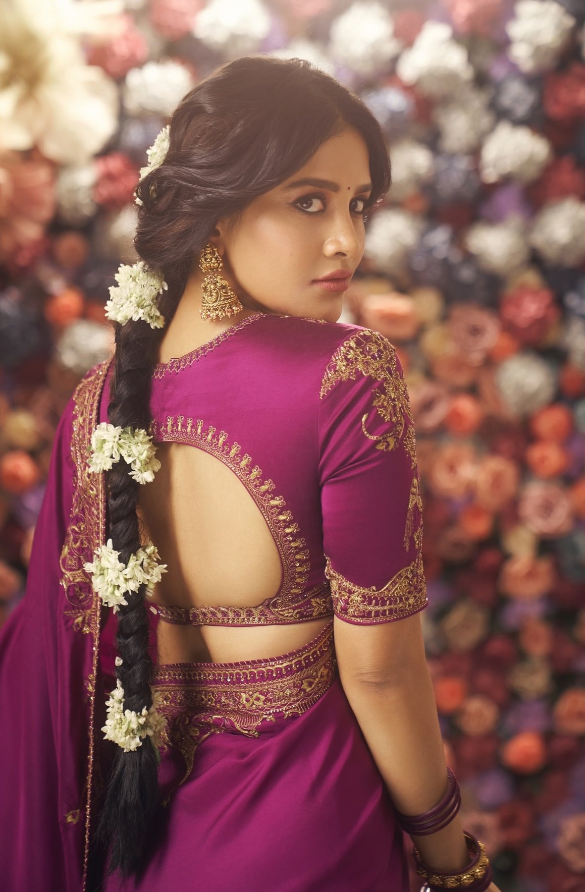 GcGjFwzW8AAIT8i?format=jpg&name=large