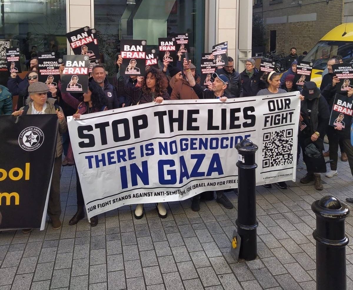 21st century genocide denialslism <a href="/LSEnews/">LSE</a> in an attempt to prevent the indomitable <a href="/FranceskAlbs/">Francesca Albanese, UN Special Rapporteur oPt</a> from speaking