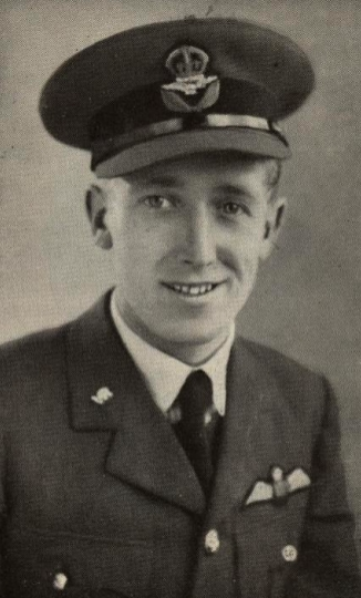 greatfen's tweet image. Read more about Pilot Officer Harold Edwin Penketh, his spitfire and its excavation: greatfen.org.uk/about-great-fe…