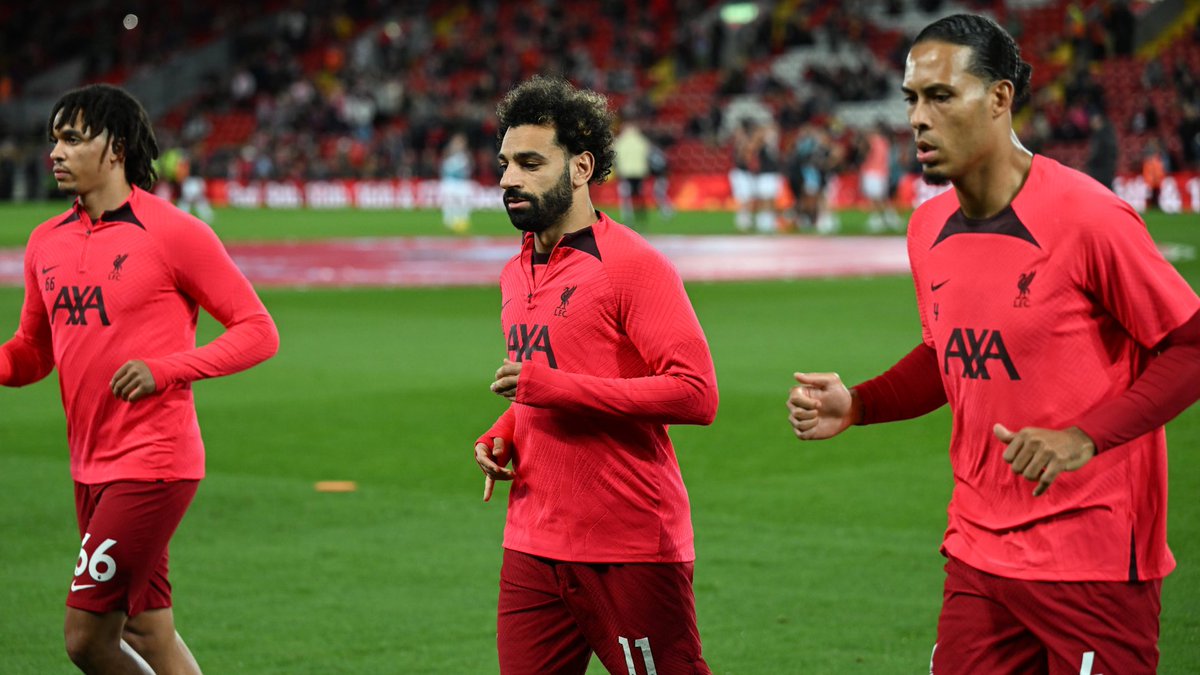 _AnfieldPulse's tweet photo. 🚨🔴 | Liverpool are continuing discussions with Trent Alexander Arnold, Mo Salah &amp; Virgil Van Dijk over new contracts. 

🗞️ [@_pauljoyce]

#LFC #LFCcontracts https://t.co/ffukS6BJev