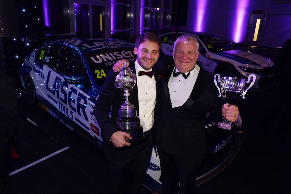 'Oh what a night' 🏆💙

Celebrating a 2024 season jam-packed with success for <a href="/JakeHillDriver/">Jake Hill</a> and <a href="/LaserRacing/">Laser Tools Racing</a> at the annual TOCA Awards!

2024 ✅ Now all eyes on 2025 👀

#WeAreLaserToolsRacing #MBMotorsport #BTCC