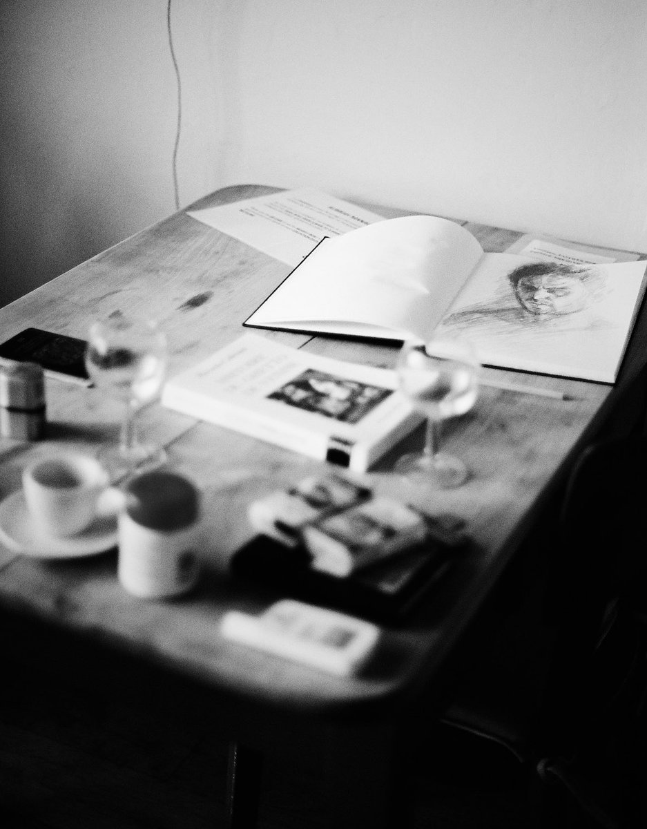 elisewouters's tweet photo. I wrote about the new Annie Ernaux book, desire in a Venice hotel room &amp; photography as ‘proof’

https://t.co/Uci3WKTgH7 https://t.co/O8jTRgv5BW