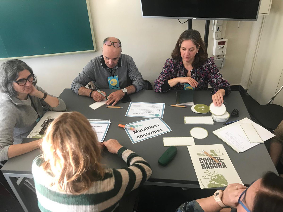 👩‍⚕️🧑🏾‍⚕️🩺Èxit del primer Hub de Salut i Cooperació de les comarques gironines, amb la participació d’una cinquantena de professionals dels dos sectors:

👉🏽tuit.cat/3zlFz