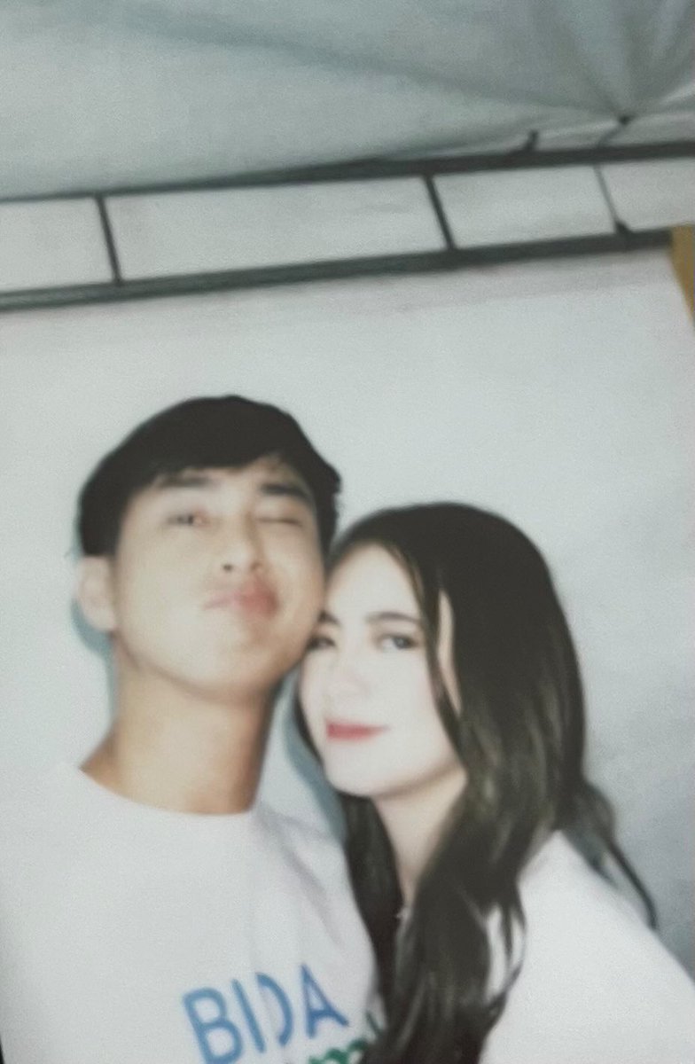 aeduump's tweet image. "pilit kang patatawanin kahit na ang sungit mo" ~