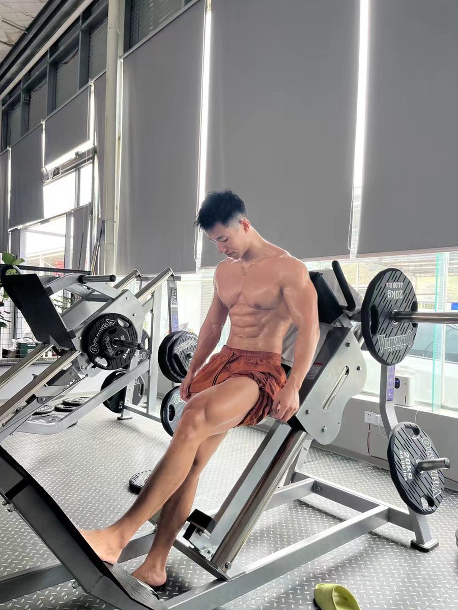 GymPrinceL's tweet photo. 很多私信我我是不是本人，统一回答：是！ https://t.co/QhwGj8a23c