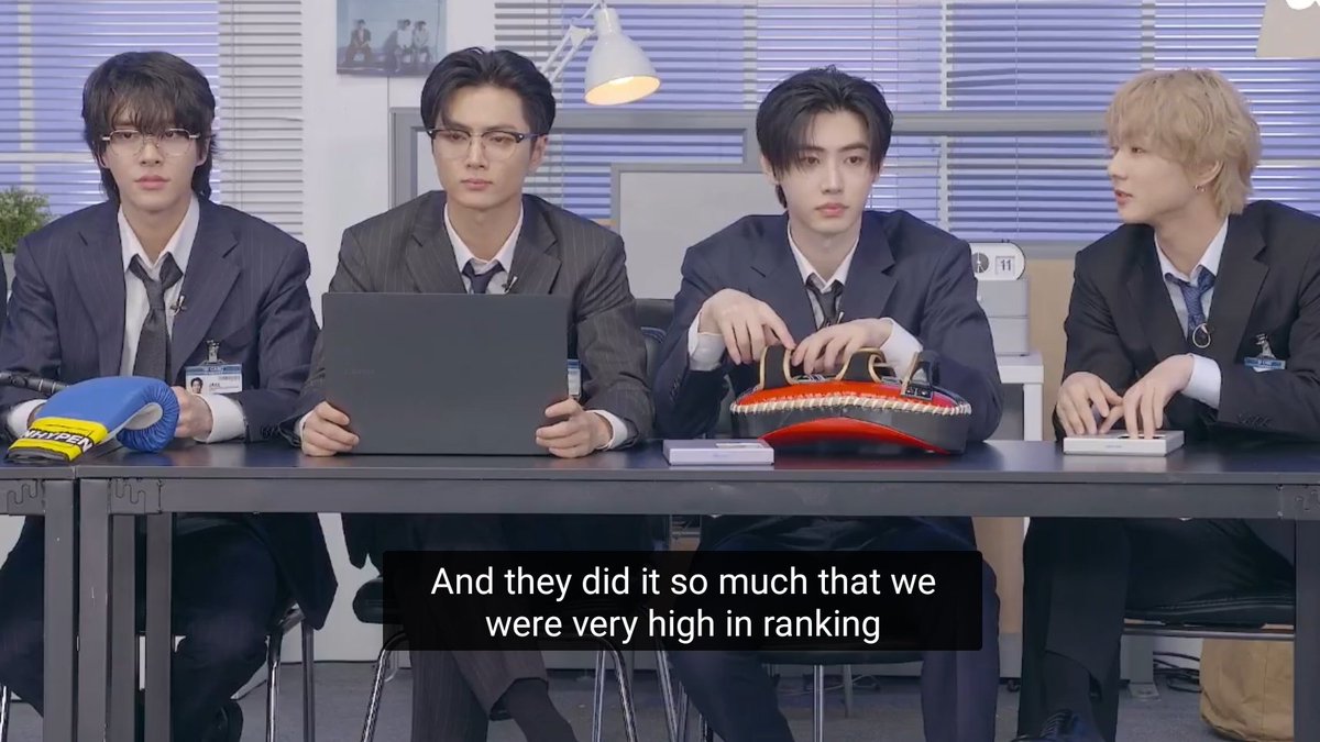 userikeu's tweet image. engenes, go vote enhypen on mnet plus! enhypen talked about MAMA votings, they might expect something 🥹 

REPLY AND RT!

I vote for #enhypen on #2024MAMAVOTE