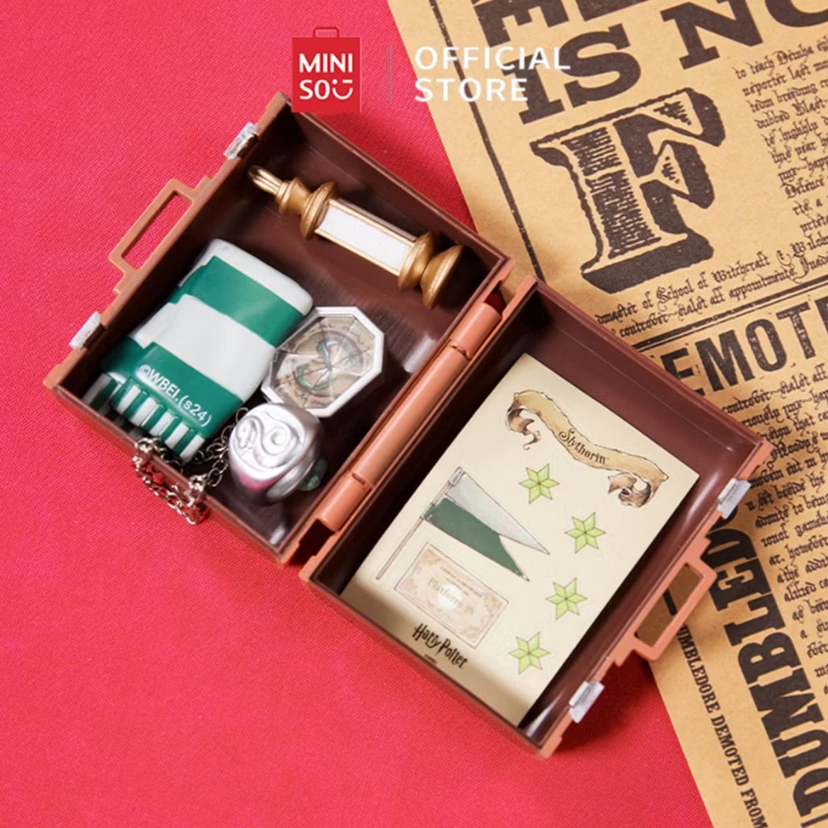 mwisiel's tweet photo. WTB BLINDBOX SELECTED HARRY POTTER X MINISO SLYTHERIN, DAN TROLLEY, kalo ada bole dm yaaa atau replyyy! https://t.co/QBSNm6OKzP