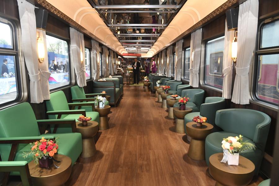 XHNews's tweet image. A third generation of the panda-themed tourist train made its debut here on Sunday. The panda train is a high-end boutique tourist train with catering, accommodation and entertainment services xhtxs.cn/YJs