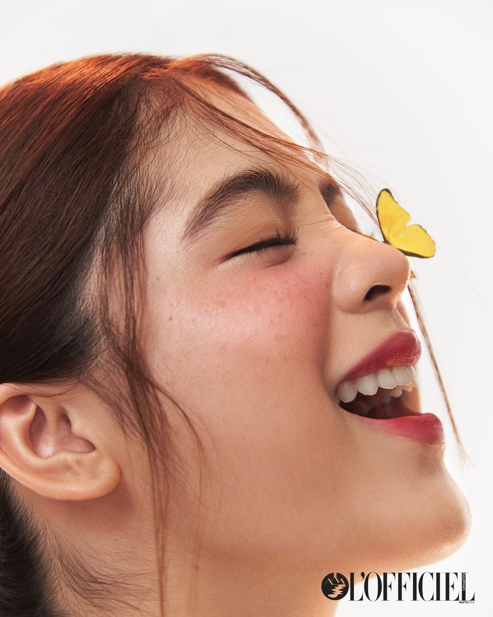 LOfficiel_PH's tweet photo. As L’Officiel’s November cover star, #NianaGuerrero opens up about growing up on the internet and navigating fame as a teenager. Read more here: https://t.co/yBIZBSqh1K

#NIANA wears makeup from #BYSCOSMETICS https://t.co/BdGMdV9Kk2