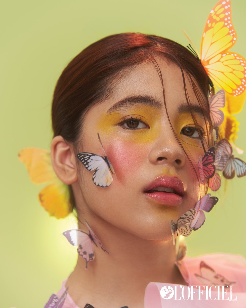 LOfficiel_PH's tweet photo. As L’Officiel’s November cover star, #NianaGuerrero opens up about growing up on the internet and navigating fame as a teenager. Read more here: https://t.co/yBIZBSqh1K

#NIANA wears makeup from #BYSCOSMETICS https://t.co/BdGMdV9Kk2