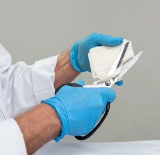 veroderm's tweet photo. Pressure Off-Loading Felts for quick healthy healing of cells &amp; tissues
#Foot_Care: To relieve pressure on specific areas of the foot, often for #patients with #diabetes or other conditions that make them prone to #ulcers.

#Bedsores Prevention: Placed on beds, wheelchairs, or https://t.co/oBHUgFMi6u
