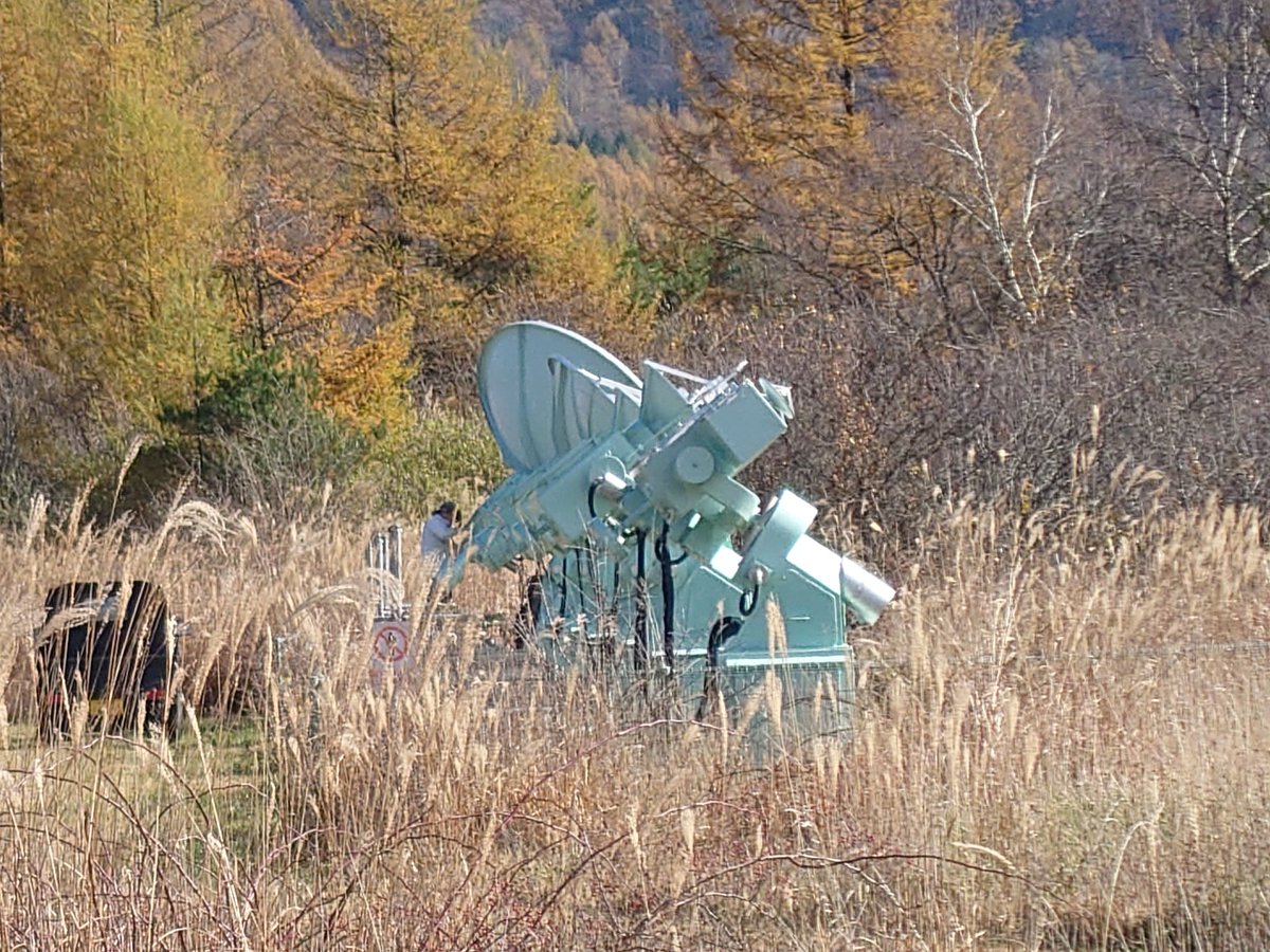hase_zero's tweet photo. 入れないみたいなので遠い図になってるこれは、太陽電波強度偏波計(1枚目)
1951年から運用
入れない所結構他にもあるのでご注意💦(続く)
#fripSide
#iR3 https://t.co/27CXNqR6Uw