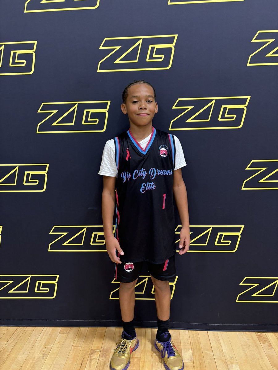 zg_newengland's tweet photo. Kaiden Fernandes of @bigcitydreamsbb is a problem on the court. He put on a clinic showcasing his scoring ability, playmaking vision, & defensive prowess. His all-around performance earned him #ZGPOTG and was a key factor in the team’s success.
Keep Hooping Kaiden!
#PlayFor21 https://t.co/n8cixv9hJW