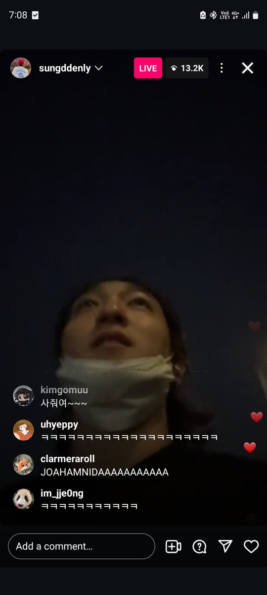 🍀 : Appa hari ini ngapain aja?
🐻 : Appa? Haha appa hari ini istirahat aja, Terus ini lagi jalan
🐻 : anak anak cewekku udah pulang kerja? Jangan lupa mam yaa

Menerima jati diri sebagai bapak kita bersama 😭