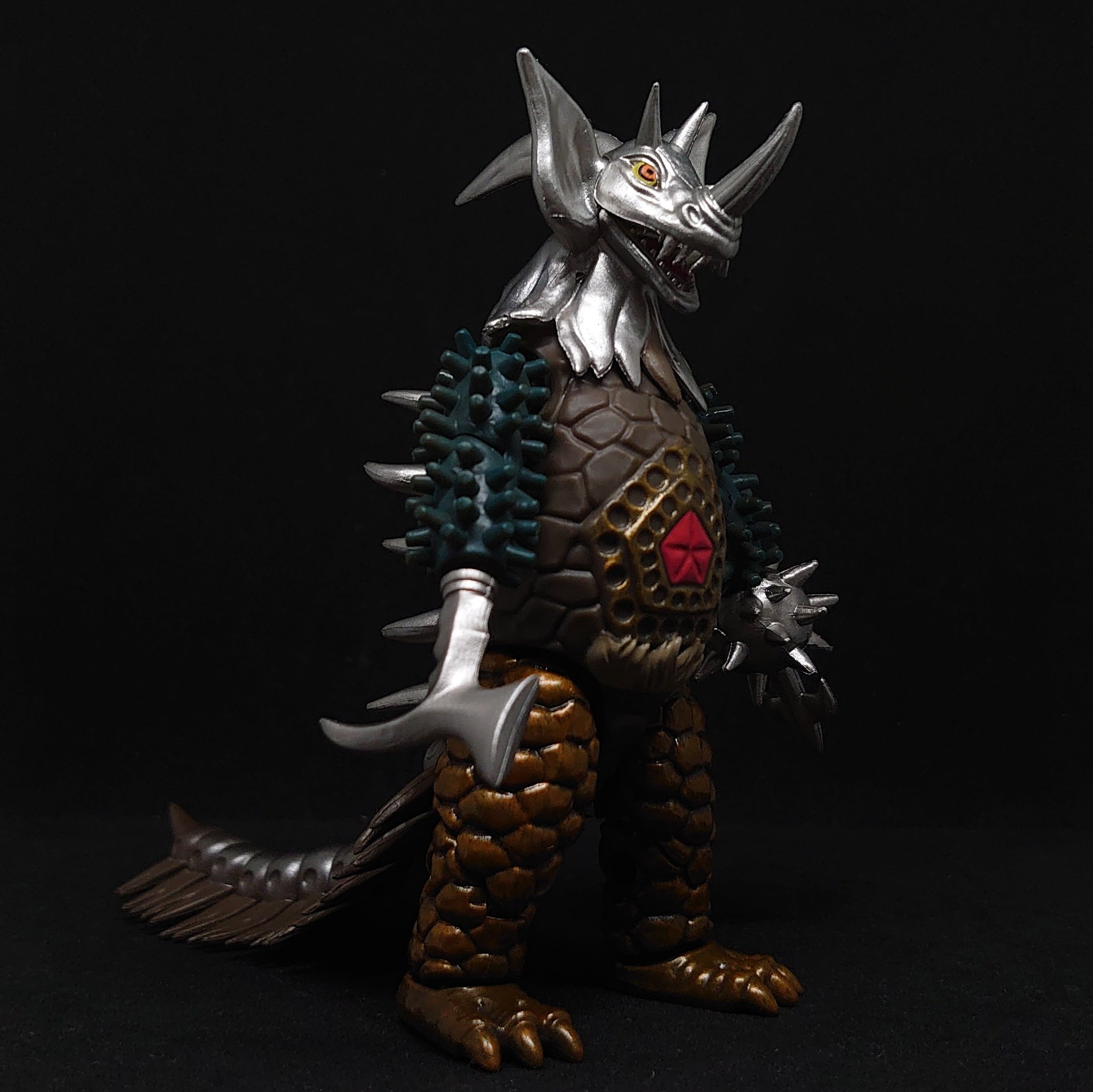 ウルトラマン怪獣　タイラント 楽天市場】【期間限定セール】バンダイ BANDAI ウルトラマン