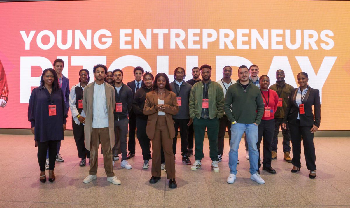 debs_wb's tweet photo. An inspiring #GoLondon Young Entrepreneurs Pitch Day, hearing from a talented group of social entrepreneurs.  

We’re proud to invest in young Londoners developing sports &amp; activity-based ventures to enrich their communities. 

Learn more about Go! London https://t.co/cyepf68Wg6 https://t.co/ZSJl2T8c9l