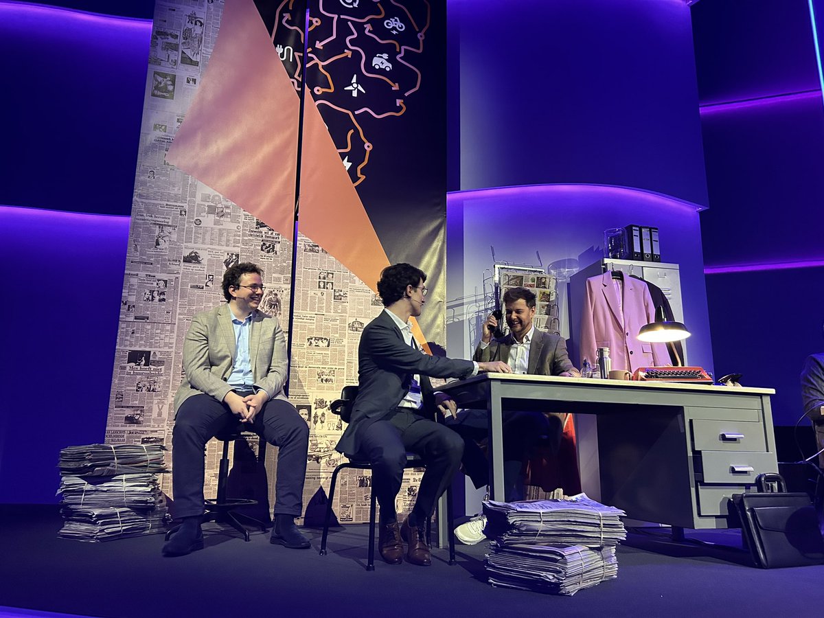 Vandaag onze Nationale Conferentie Duurzame Mobiliteit #dumo2024! Met 650 deelnemers in gesprek over hoe te Navigeren richting de Toekomst. De plenaire opening met <a href="/marga_anwb/">Marga de Jager</a> die aangeeft: ‘we moeten het samen doen’. Helemaal mee eens!