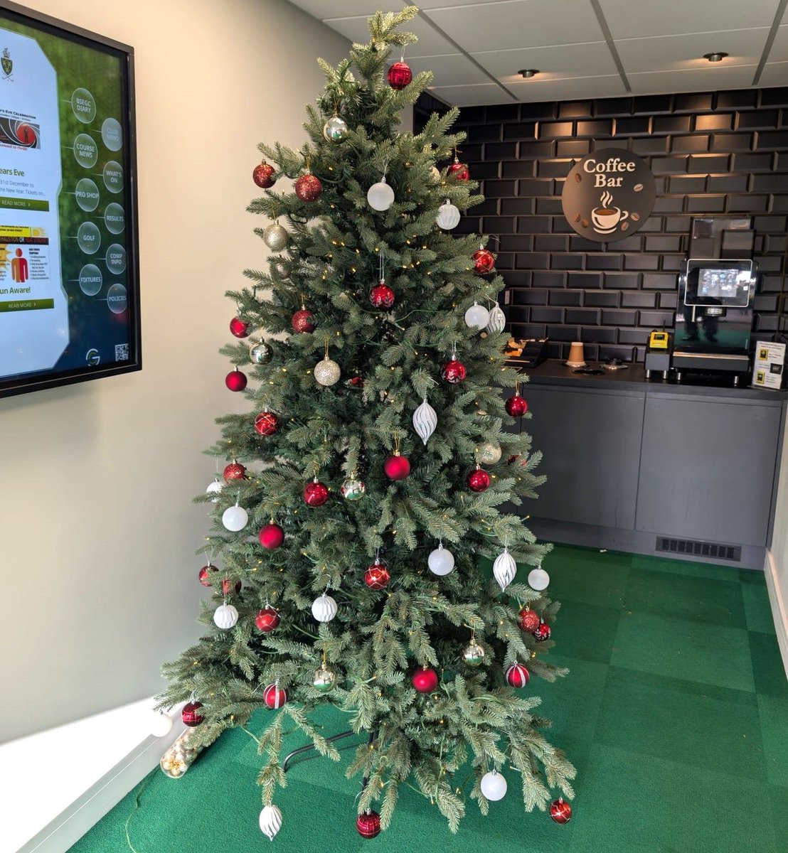 BSE Golf Club (@bsegolfclub) on Twitter photo We know it's early to see a Christmas tree, BUT it's a reminder to donate to our Christmas appeal for <a href="/salvationarmyuk/">The Salvation Army</a> - we're gathering toys to donate to children of all ages between now and 9th December. Thank you in advance for your generosity. We know it's early to see a Christmas tree, BUT it's a reminder to donate to our Christmas appeal for <a href="/salvationarmyuk/">The Salvation Army</a> - we're gathering toys to donate to children of all ages between now and 9th December. Thank you in advance for your generosity.