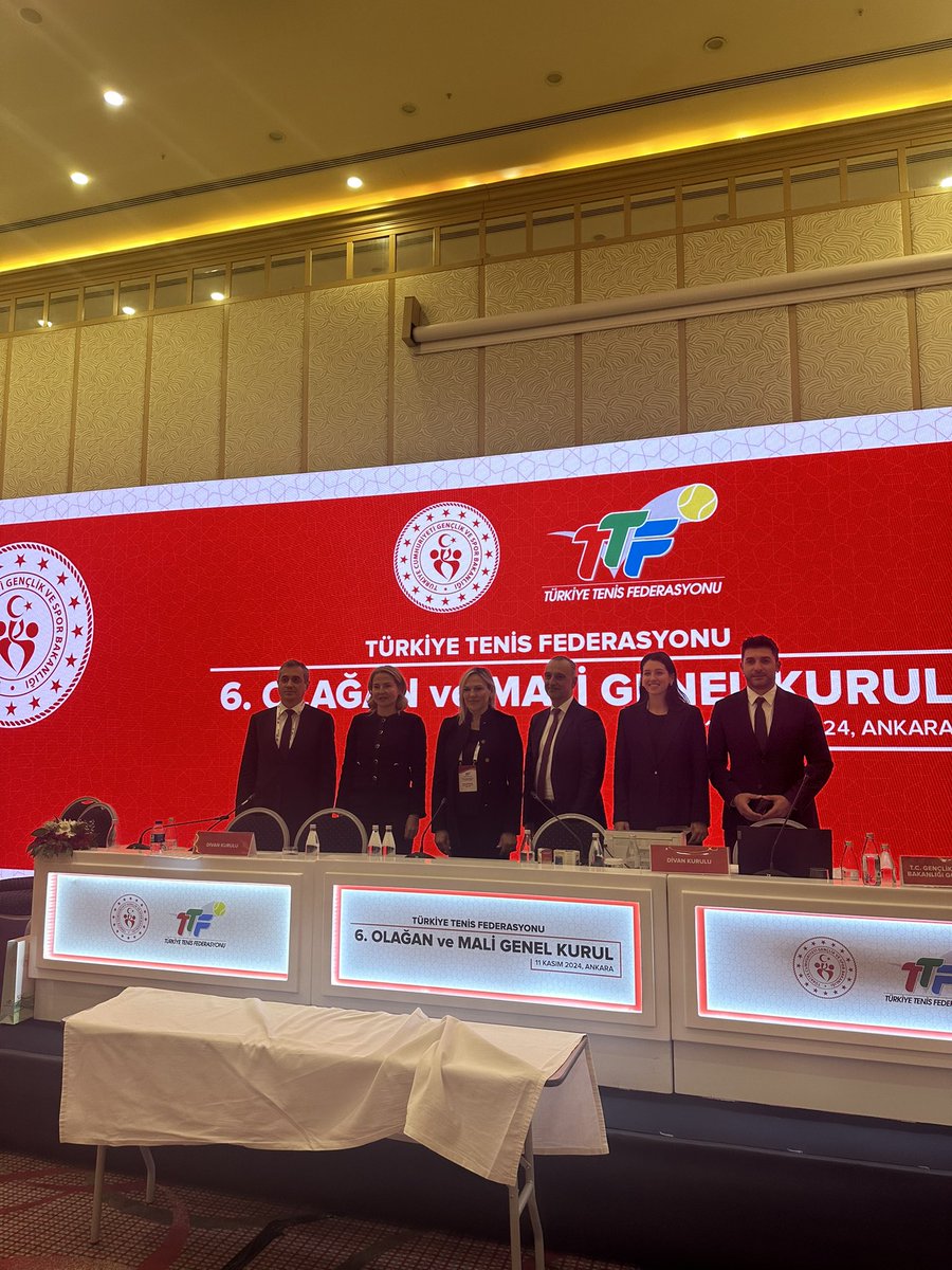 İpek Soylu Şemin (@soyluofficial) on Twitter photo Yeni Türkiye Tenis Federasyonu Yönetim Kurulunda görev almaktan dolayı büyük onur duyuyorum. Bu görevi bana laik gören <a href="/muderrisgil/">Şafak Müderrisgil</a> Hanımefendiye teşekkürlerimi sunarım. Yeni dönemin Türk Tenisi adına hayırlı ve başarılı olmasını diliyorum. Şimdi çalışma zamanı… <a href="/TTForgtr/">Tenis Federasyonu</a> Yeni Türkiye Tenis Federasyonu Yönetim Kurulunda görev almaktan dolayı büyük onur duyuyorum. Bu görevi bana laik gören <a href="/muderrisgil/">Şafak Müderrisgil</a> Hanımefendiye teşekkürlerimi sunarım. Yeni dönemin Türk Tenisi adına hayırlı ve başarılı olmasını diliyorum. Şimdi çalışma zamanı… <a href="/TTForgtr/">Tenis Federasyonu</a>