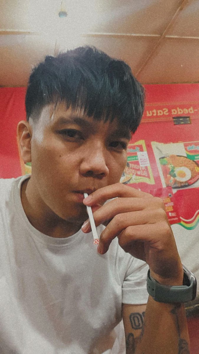 Nyoba potong rambut French Crop. Rambut terpendek setelah sekian tahun.