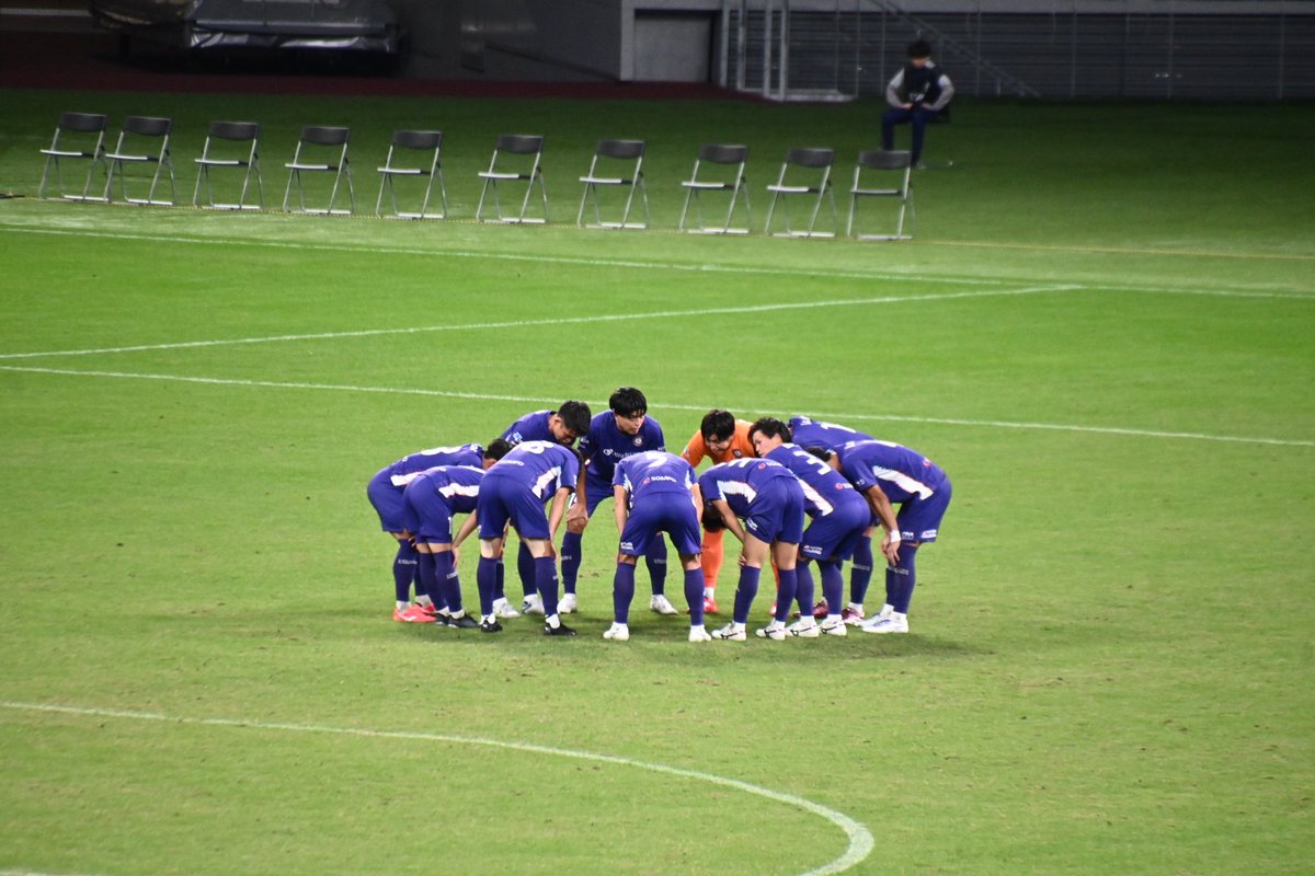 kanykichi22's tweet photo. 【試合終了】
#クリアソン新宿 0-3 #アトレチコ鈴鹿
後半は開始直後から新宿が何度か良いチャンスを作るものの、得点には至らず。
逆に83分に鈴鹿が右サイドのクロスからFW福元友哉がヘディングで合わせ、試合を決定付ける3点目を挙げる。
#CriacaoShinjuku #atleticosuzuka #JFL #コミュサカ https://t.co/SA9aAncRC0