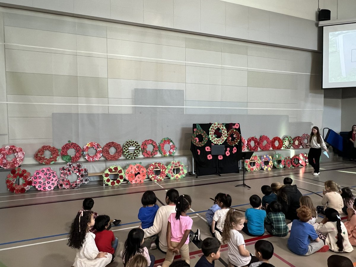 SageCreekLRSD's tweet photo. Honouring our heroes this Remembrance Day @SageCreekLRSD. A heartfelt assembly to reflect on the sacrifices made for our freedoms and to teach the importance of peace and unity. #LestWeForget #RemembanceDay https://t.co/qkj9SYHmCQ