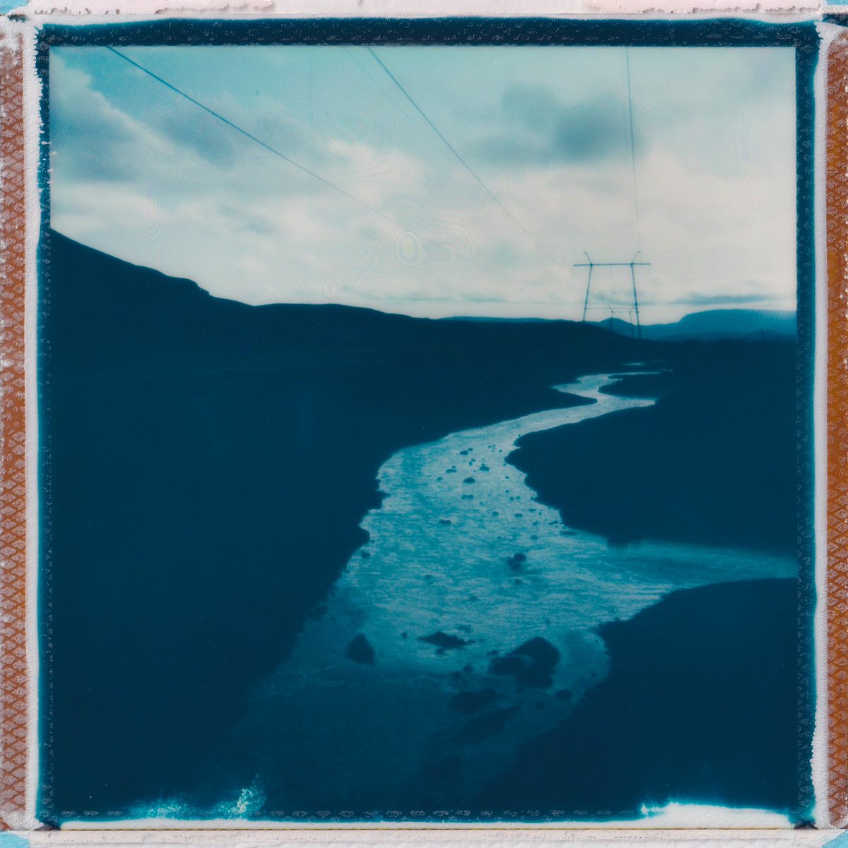 tomafotograaf's tweet photo. Iceland on polaroids https://t.co/UV3itvimwg