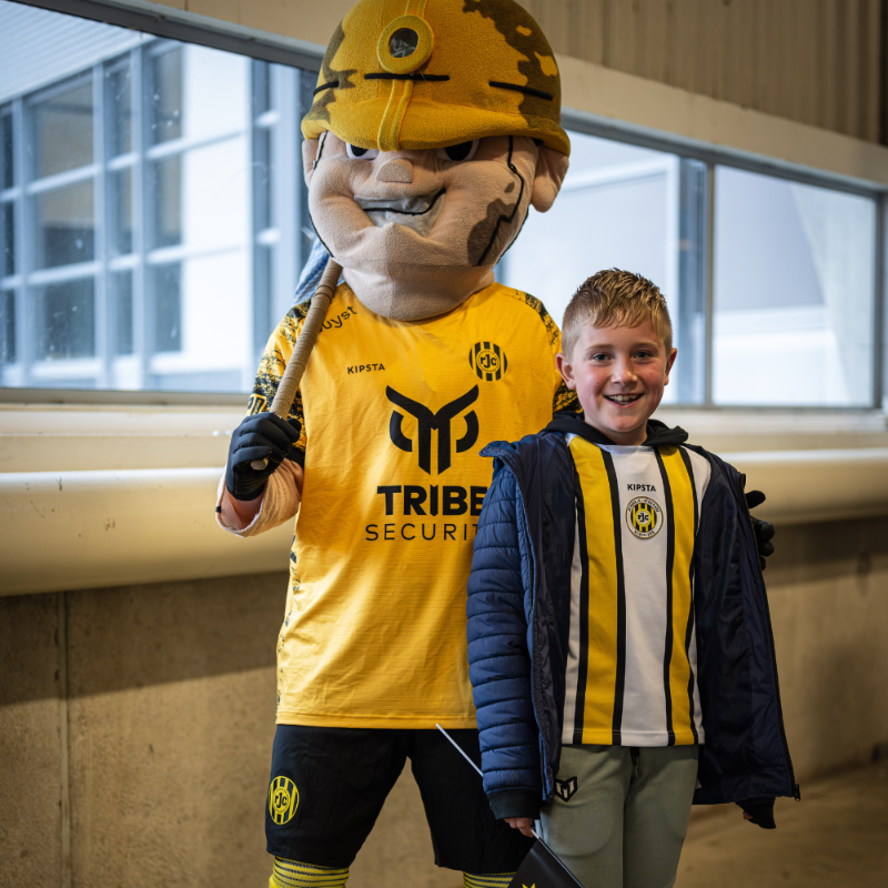 RodaJCKerkrade's tweet photo. Blije gezichten op ๐๐ข๐๐ฌ๐๐๐ฒ
#RodaJC #RODTEL https://t.co/HZ0DYQ2MKw