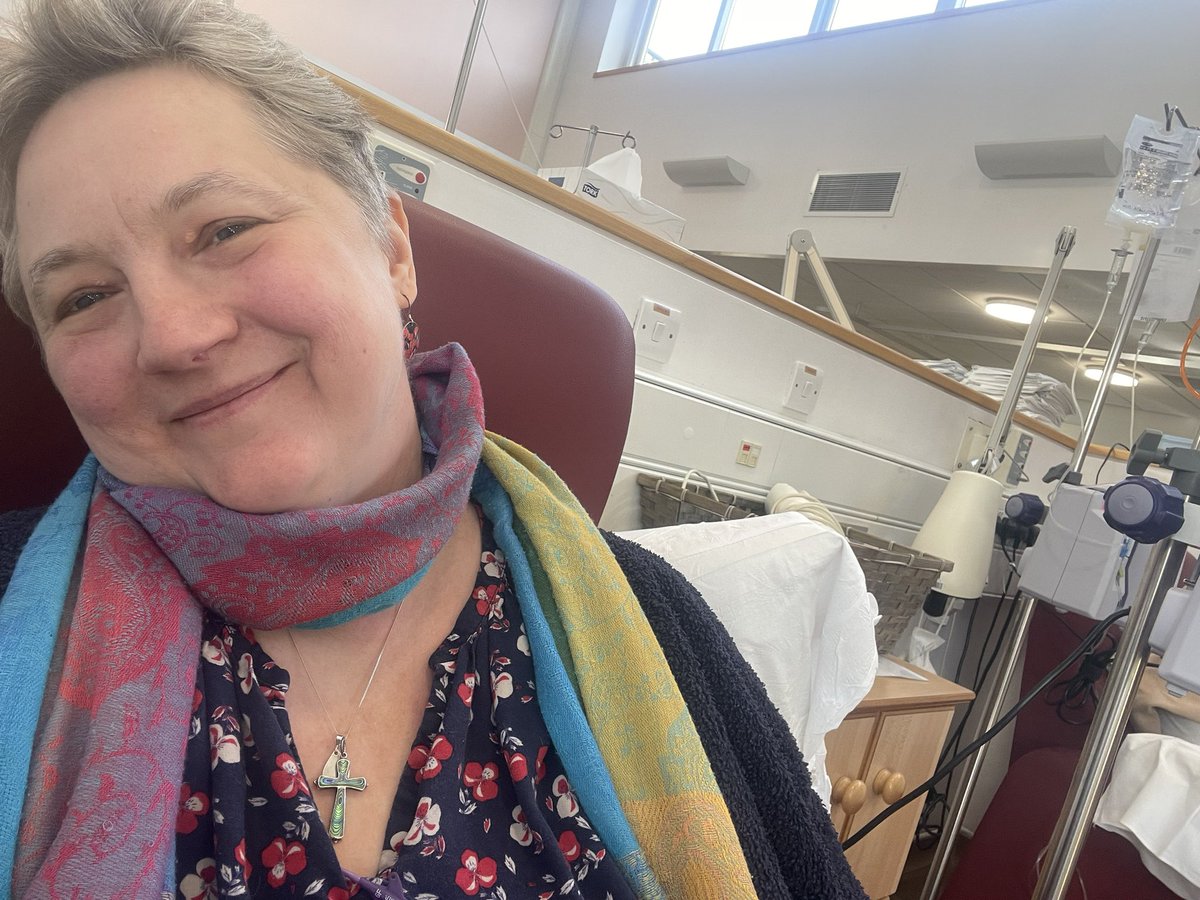 Here we go again! Kadcyla #10 so I’ve reached double figures. Am hanging in there, getting through it 1 cycle at a time. 4 left after this, 10 in the bag. Running a2 hours late, but nothing is spoiling &amp; I’m in the best possible hands ❤️ #kadycla #chemo #bilateralbreastcancer