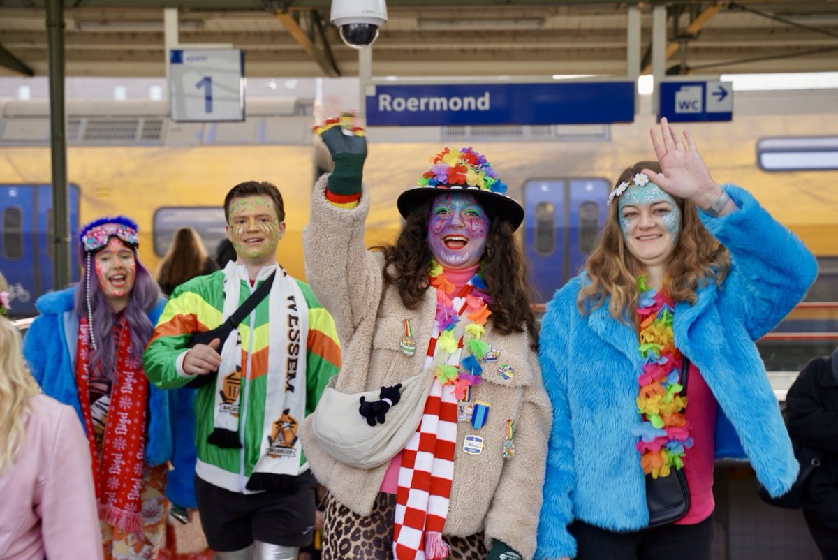 Het is <a href="/de11devande11de/">de11devande11de</a>! Op Station Roermond hebben we alle reizigers welkom geheten met een speciale pin. Alaaf! nieuws.ns.nl/het-is-de-11de…