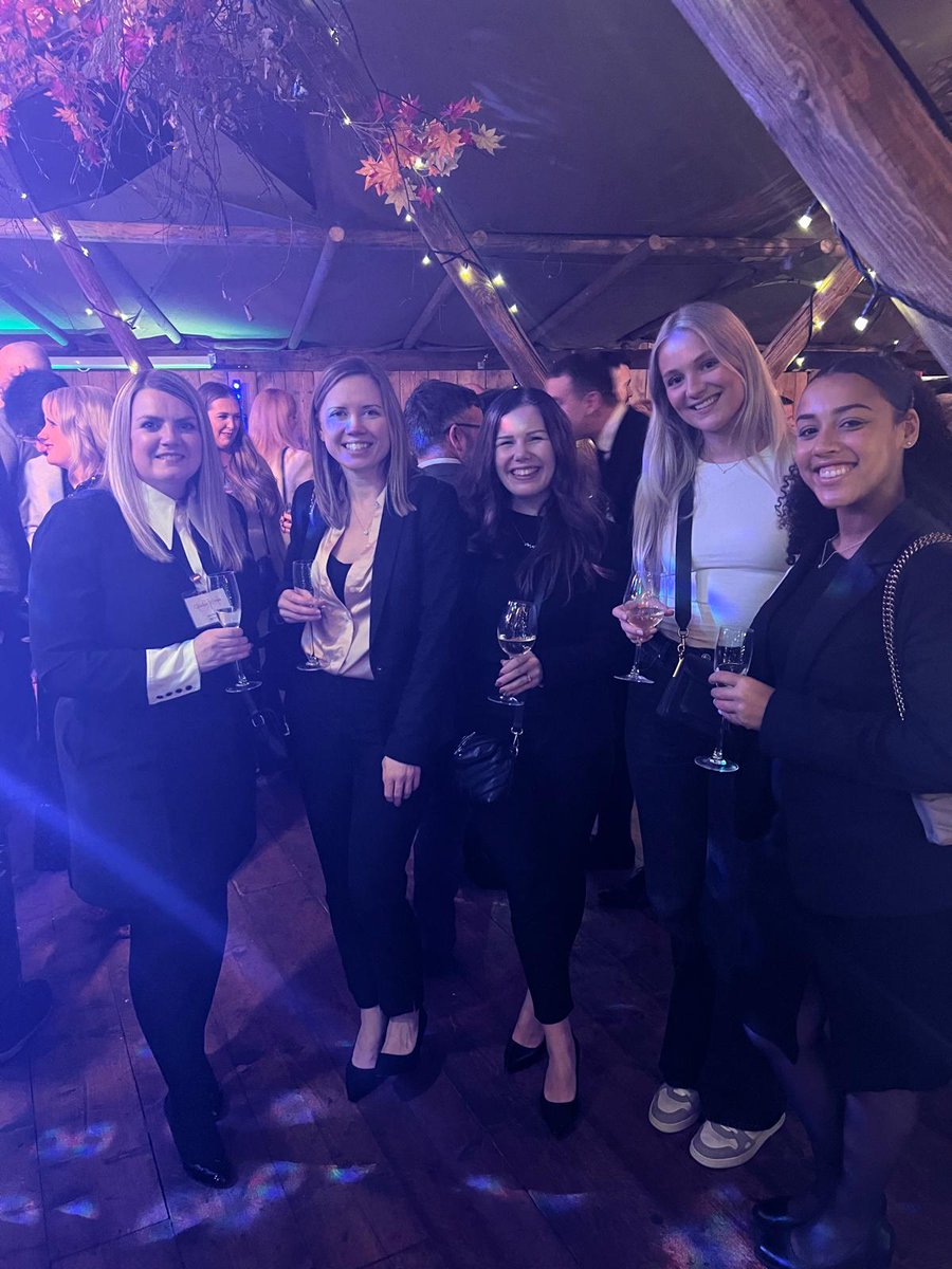 cobden_house's tweet photo. A huge thank you to everyone who joined us for our 25th Anniversary Winter Party on Friday! It was a fantastic evening celebrating with clients, colleagues, and friends. Here’s to many more years of great memories and working together!

#25YearAnniversary #Networking #Legal https://t.co/aRhfqJwesY