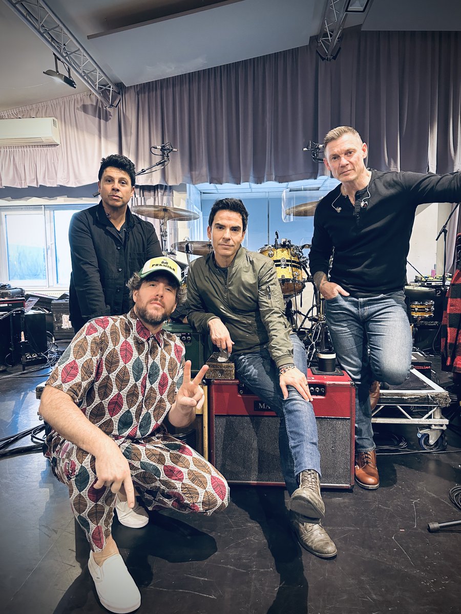 stereophonics tweet media