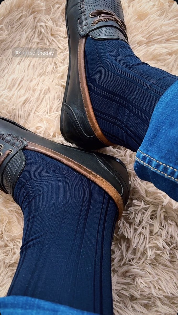 richardsocks1's tweet image. #Bluesocks #dresssocks #socks #calcetines #meias #chaussettes #loafers